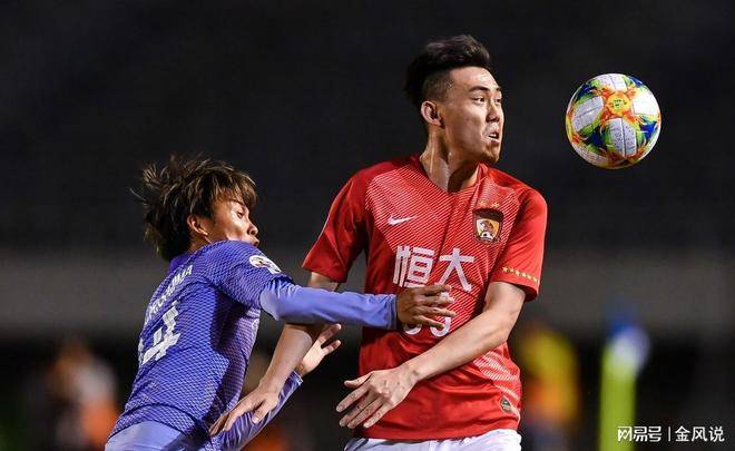 赛前亚冠焦点战，广州队再遭质疑，信心回归，球探报告显示潜力